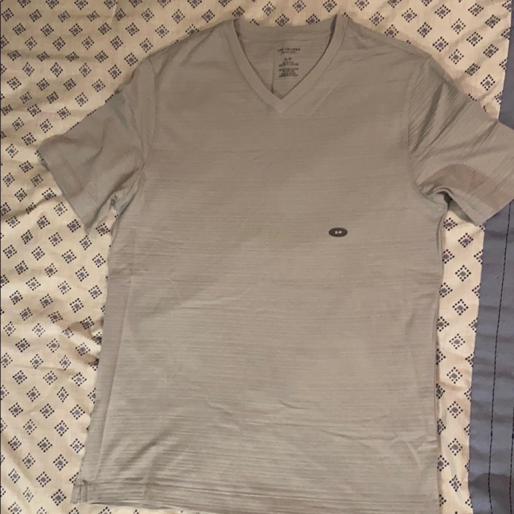 Van Heusen T Shirt - Men’s Small